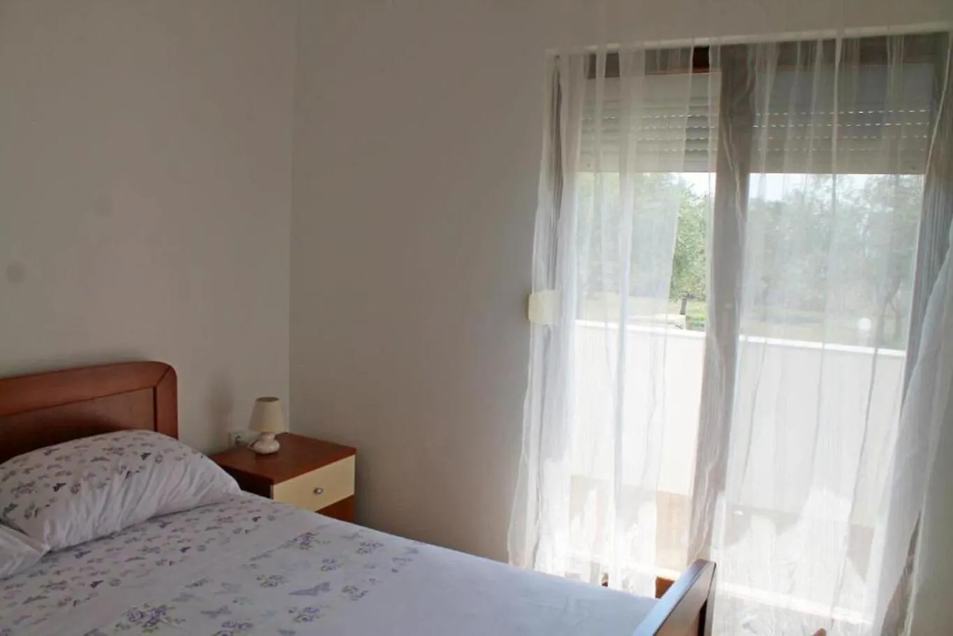 Apartments Snjeza - 80 M From Beach Vir